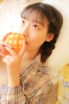 小岛みなみ